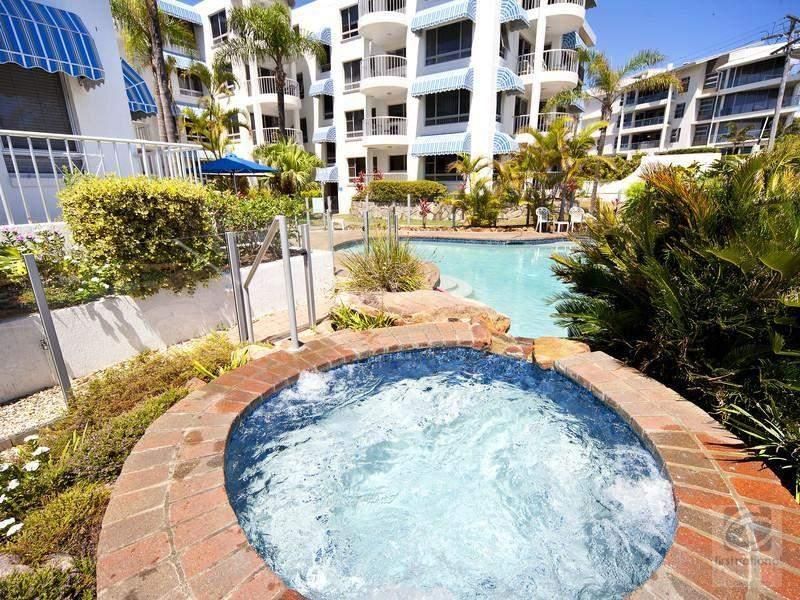 6/38 McIlwraith Street, Moffat Beach QLD 4551, Image 2