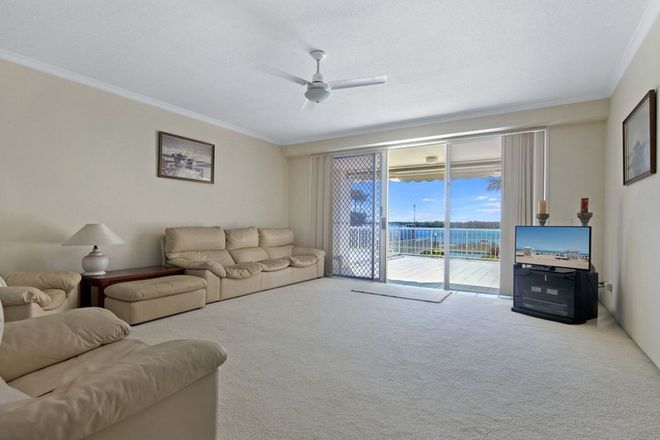 Picture of 3/1 Poinsettia Avenue, HOLLYWELL QLD 4216