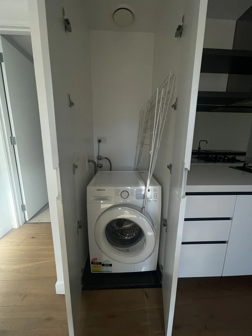 Additional image 10 of 713/677 La Trobe Street, Docklands VIC 3008