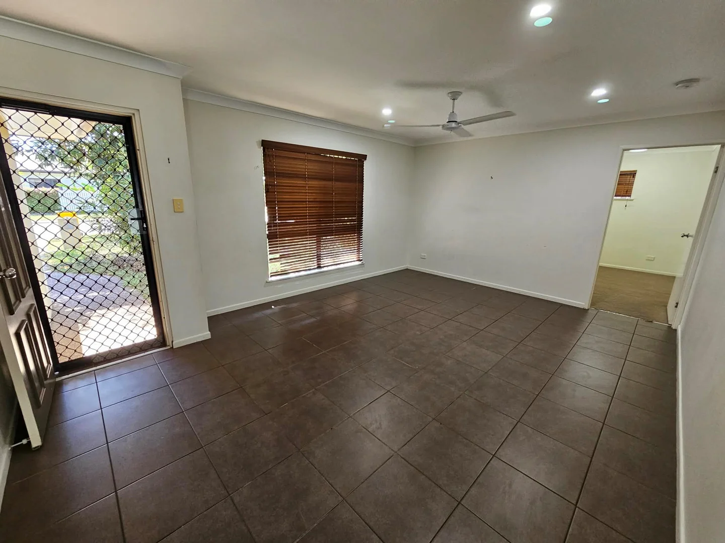 Additional image 3 of 11 Eshelby Street, Bushland Beach QLD 4818