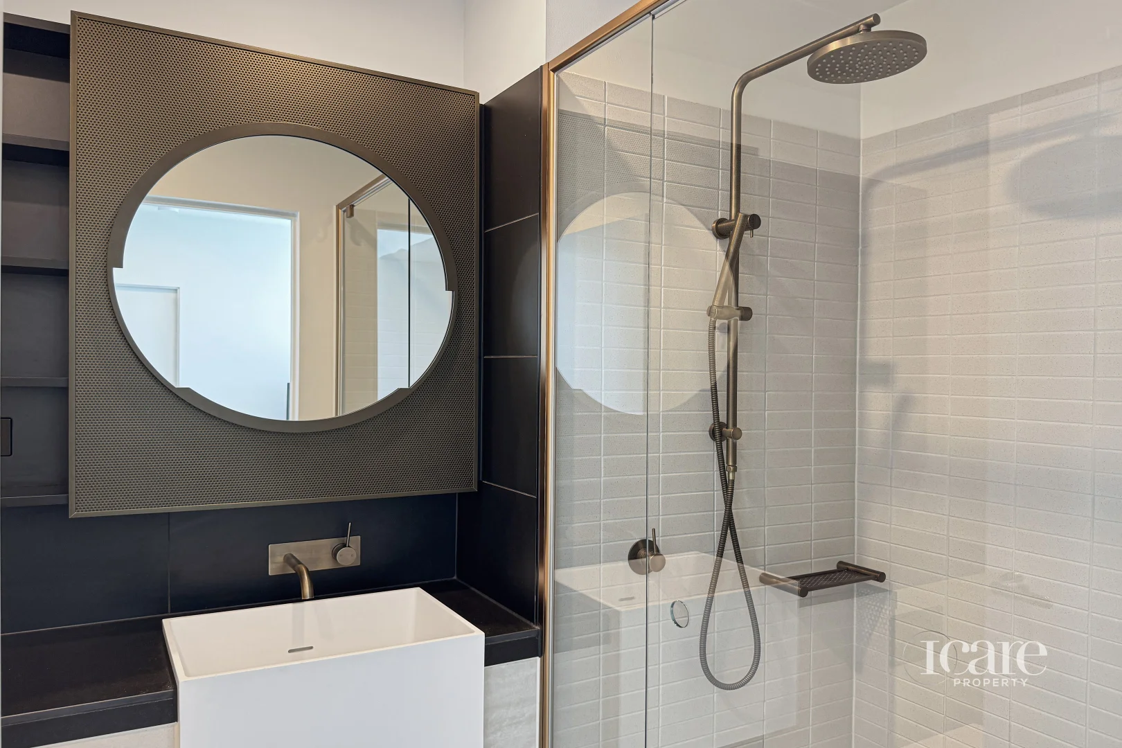 Additional image 11 of 3302/119 A'Beckett Street, Melbourne VIC 3000