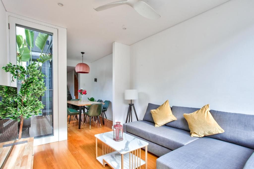 3 bedrooms Terrace in 159 Commonwealth St SURRY HILLS NSW, 2010