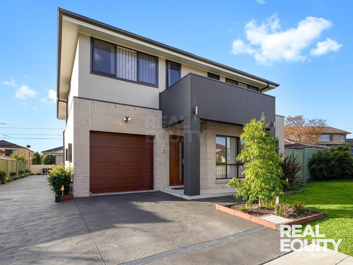 4 bedrooms House in 1/102 Longstaff Avenue CHIPPING NORTON NSW, 2170