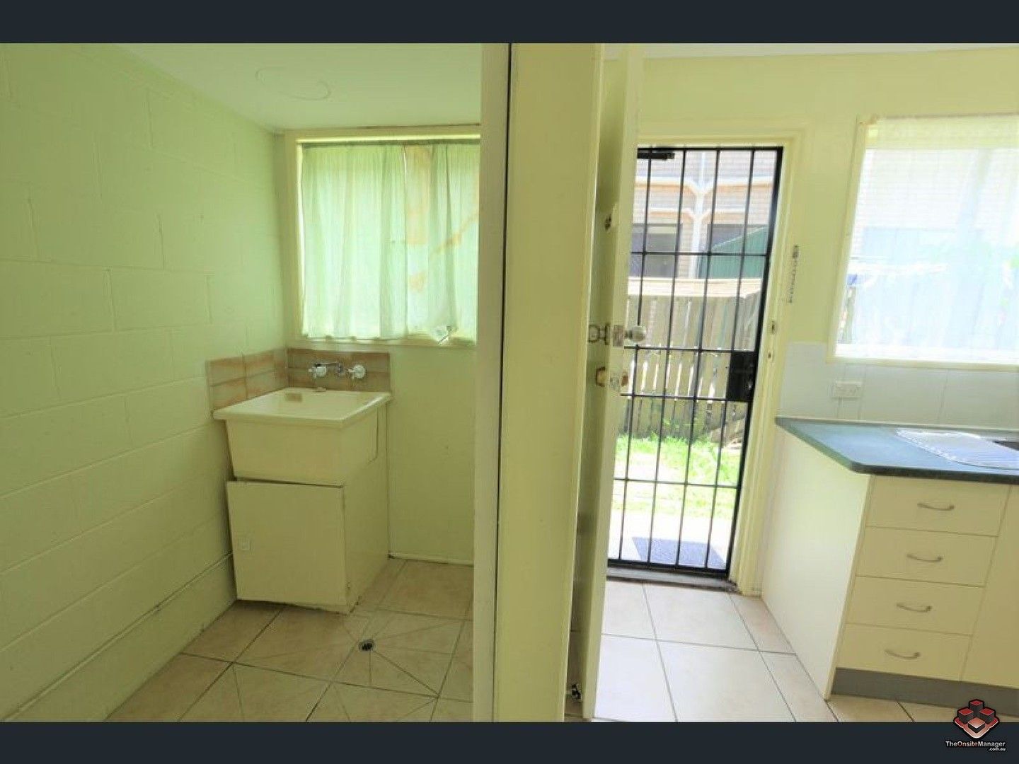 2 bedrooms Apartment / Unit / Flat in Unit 5/8 Heather Street LOGAN CENTRAL QLD, 4114
