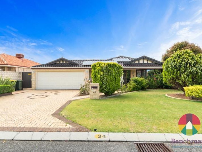 4 bedrooms House in 24 Tahlee Retreat CARRAMAR WA, 6031