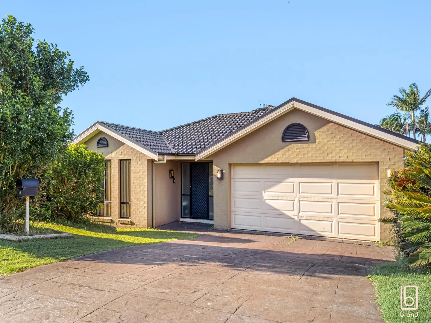 Primary image of 32 Greenhaven Circuit, Woongarrah NSW 2259