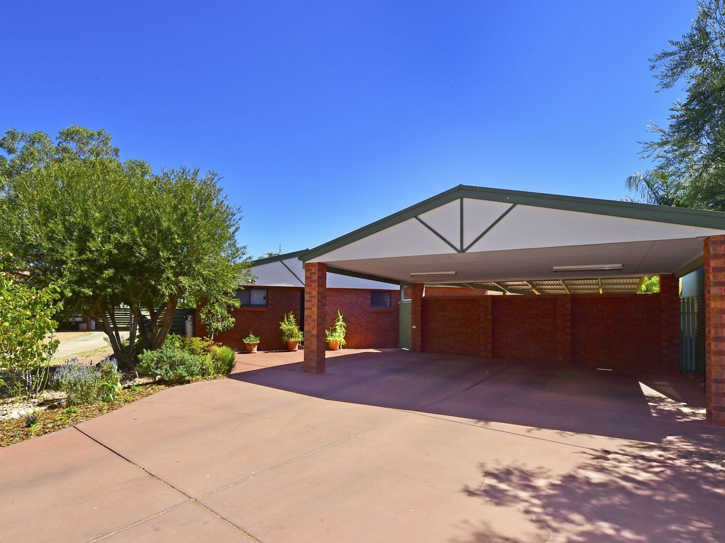 8 Auster Court, Araluen NT 0870, Image 2