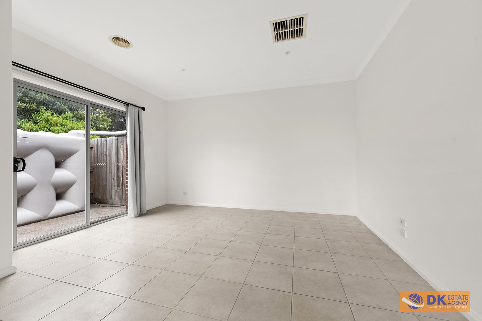 3/82 Couch Street, Sunshine VIC 3020, Image 2