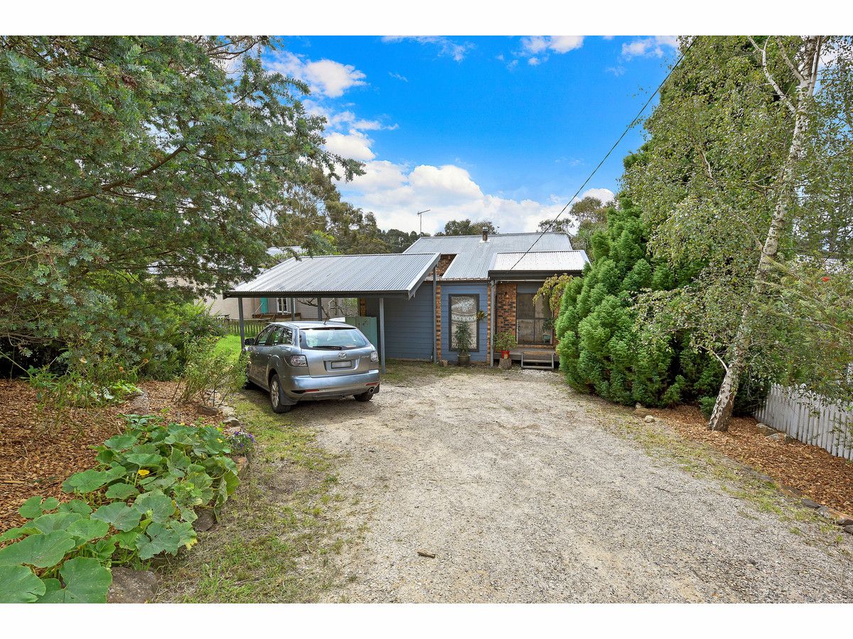 17 Kamillaroi Road, Katoomba NSW 2780, Image 0