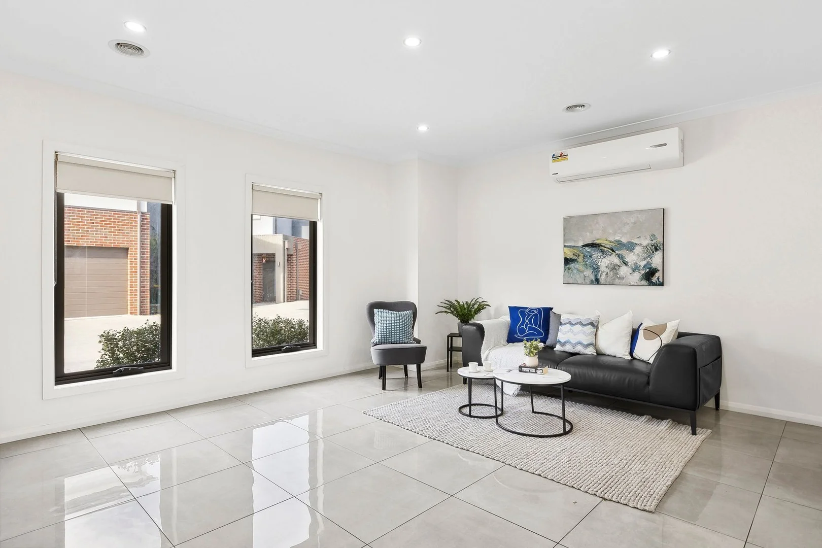 Additional image 3 of 4/13-15 Henry Street, Pakenham VIC 3810