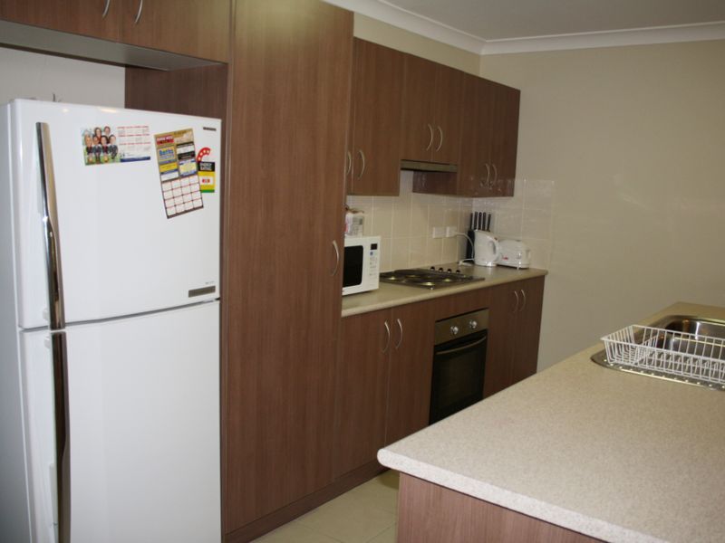 13/27-33 Eveleigh Court, Scone NSW 2337, Image 2