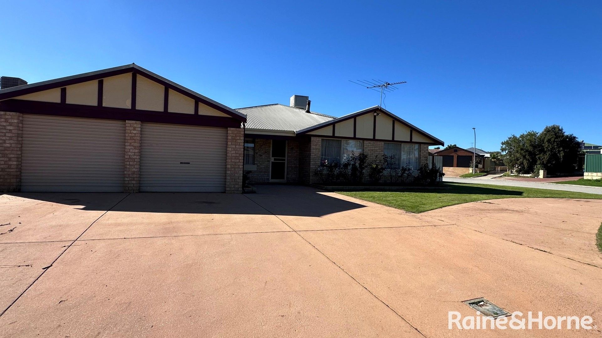 11 Avonlea Place, Bullsbrook WA 6084, Image 0