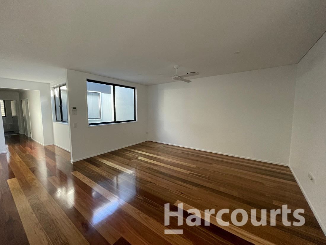 4 bedrooms Townhouse in 2/9 John Shaw Close SOUTH WEST ROCKS NSW, 2431