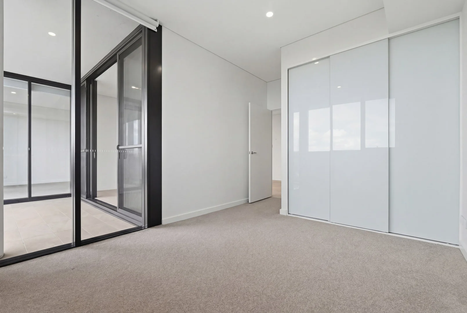 Additional image 6 of 702/8 St George Street, Gosford NSW 2250
