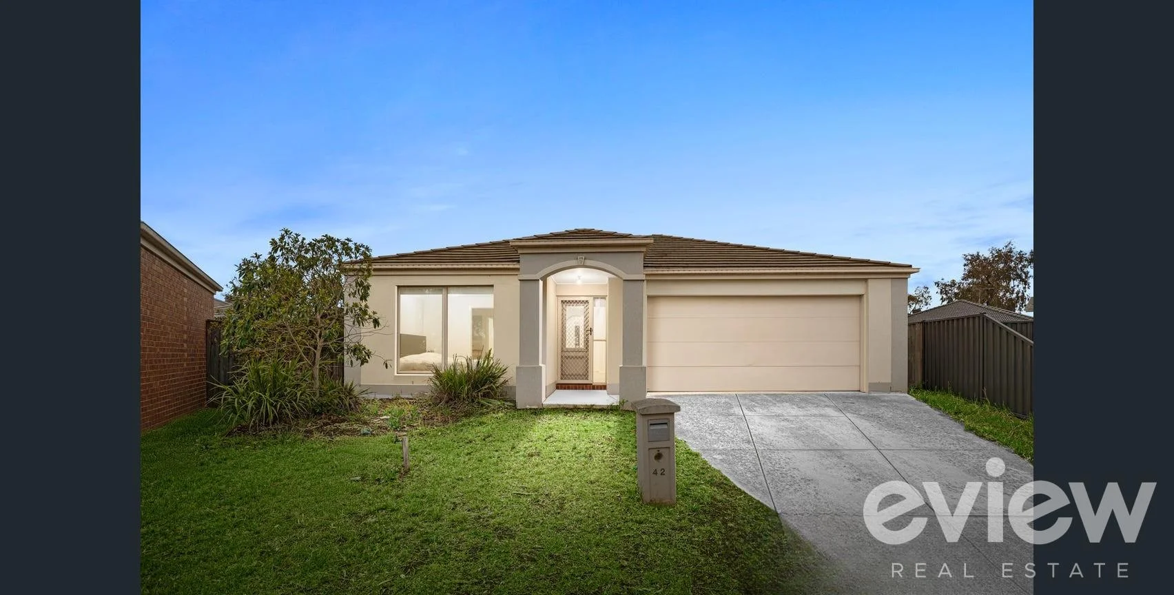 42 Yellow Gum Way, Manor Lakes VIC 3024