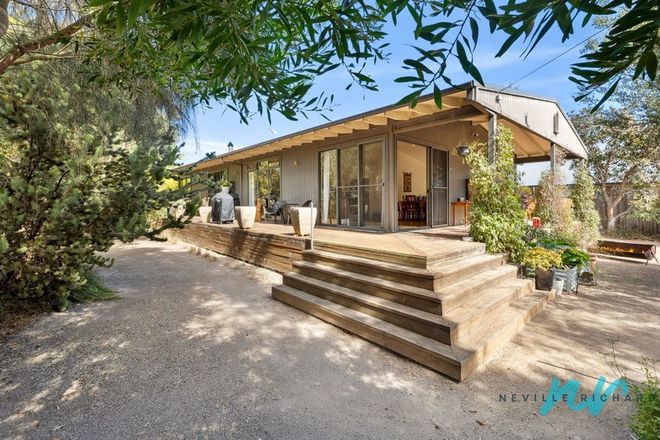 Picture of 65 Beach Road, ST LEONARDS VIC 3223