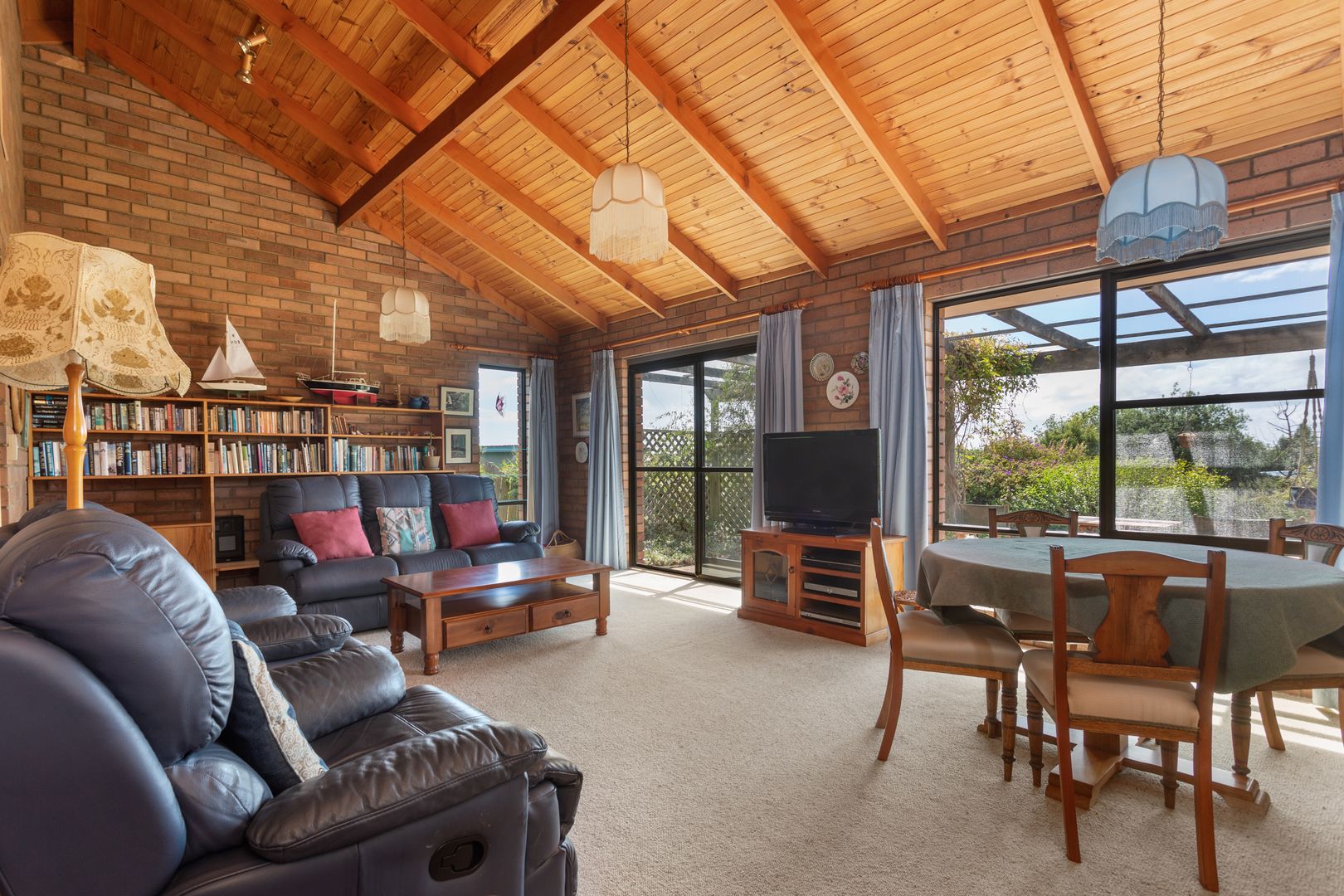 24 Napier Street, Beauty Point TAS 7270, Image 2