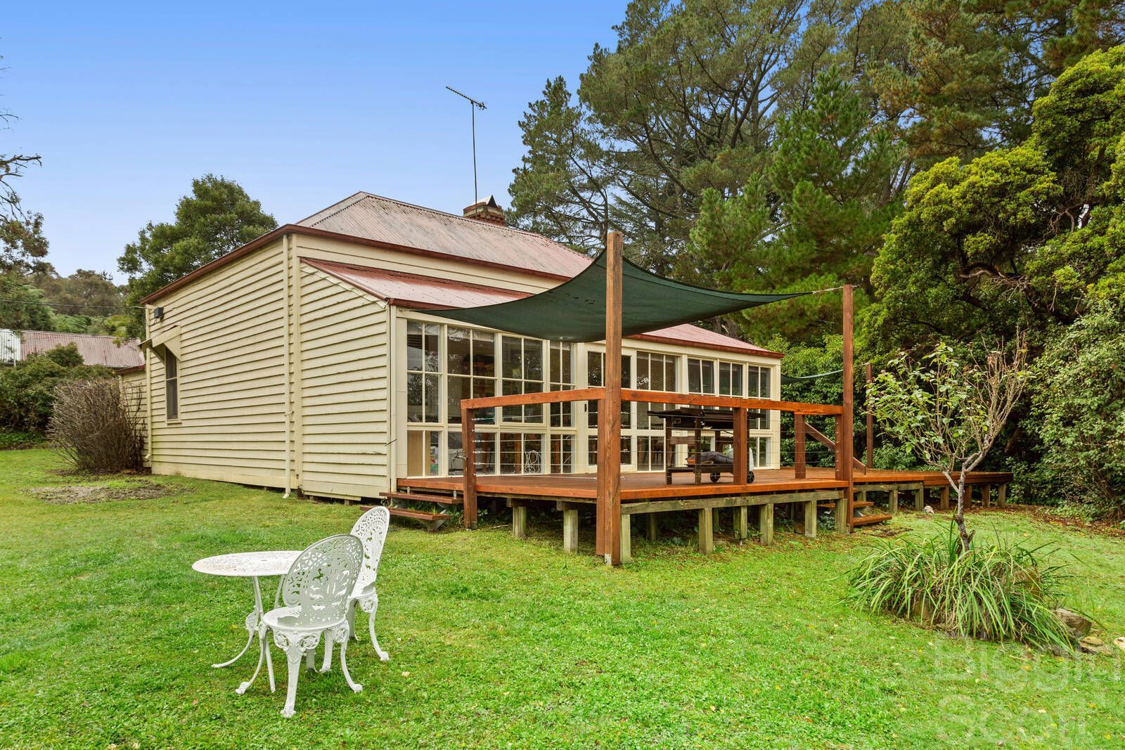 7 Lone Pine Avenue, Hepburn Springs VIC 3461 Domain