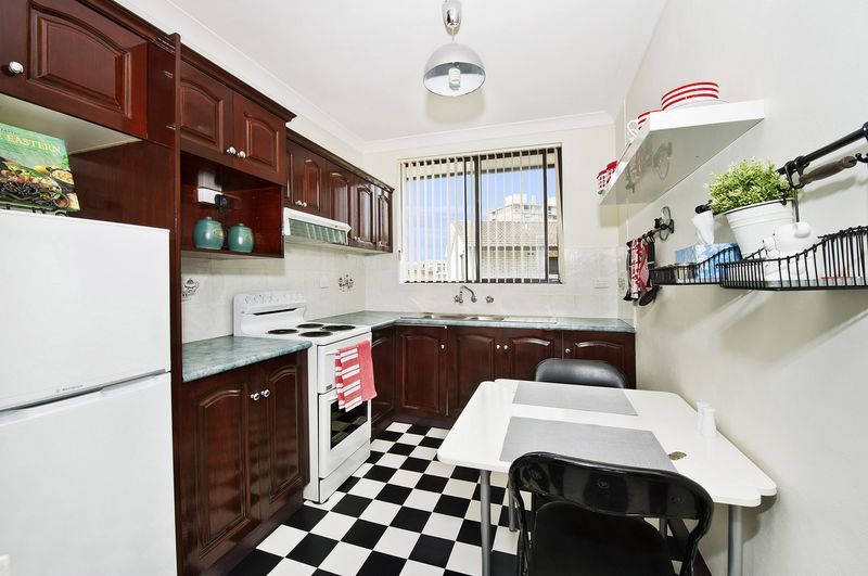 7/25-27 Alison Road, Kensington NSW 2033, Image 2