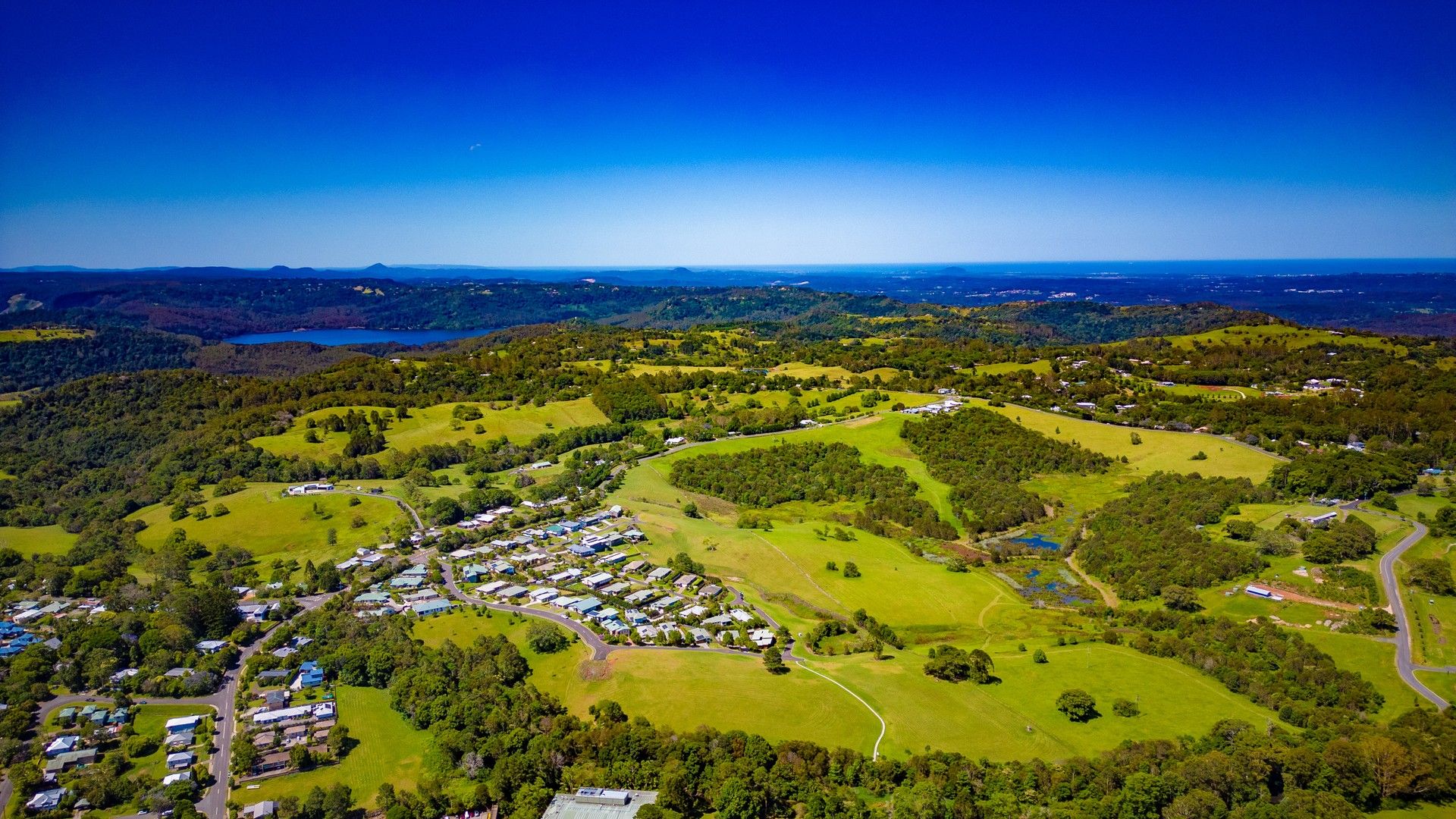 4 bedrooms House in 14A Snowwood Avenue MALENY QLD, 4552