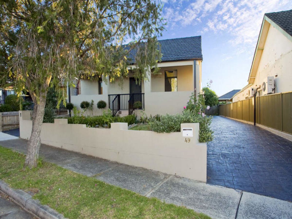 3 bedrooms Duplex in 49 Greenhills Street CROYDON NSW, 2132