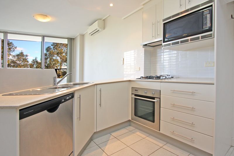 304/1 The Piazza, Wentworth Point NSW 2127, Image 1