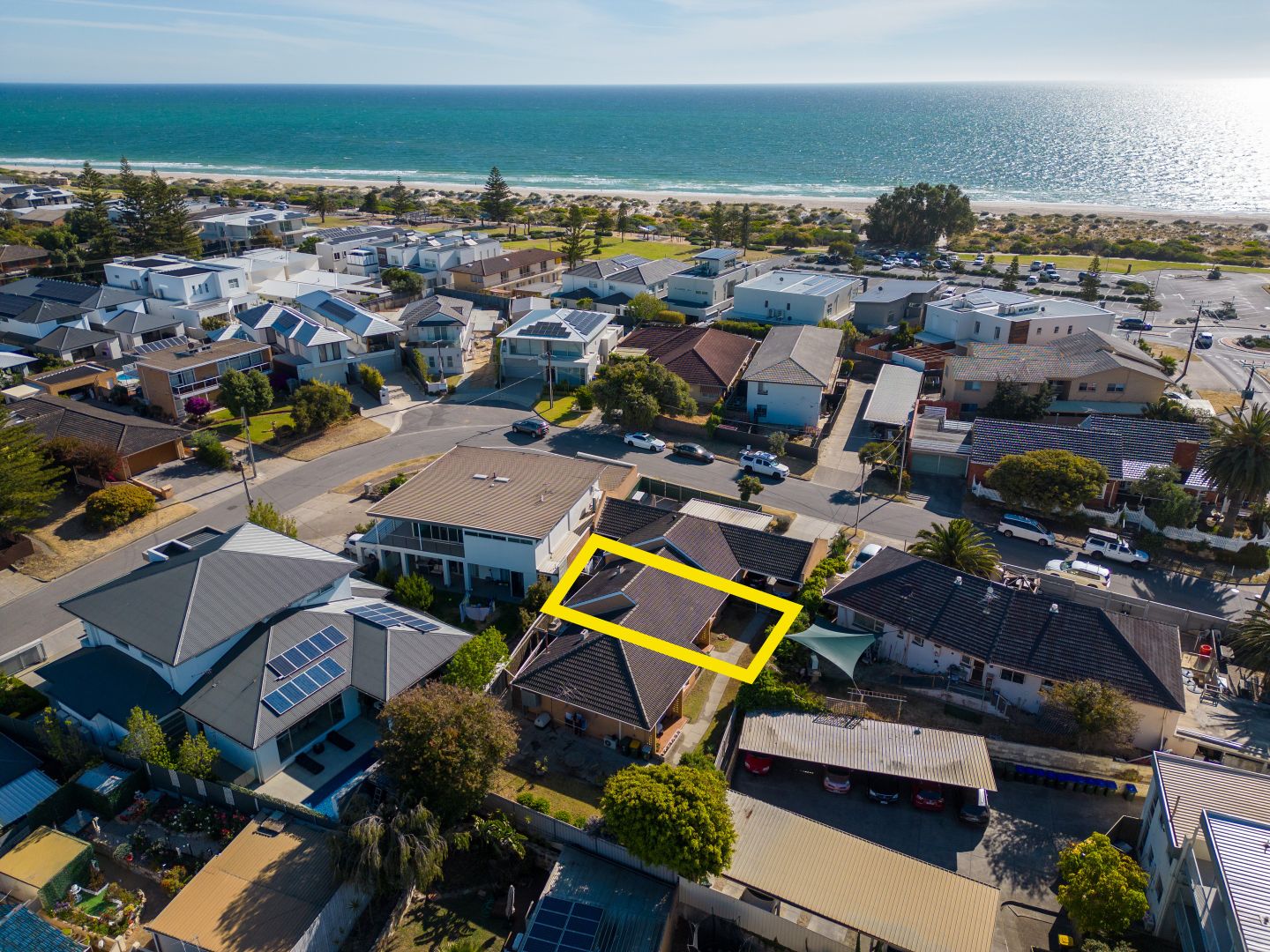 2/4 Shirley Crescent, West Beach SA 5024, Image 1