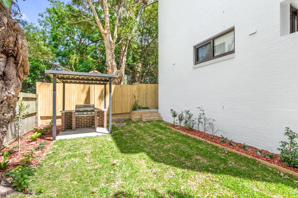 23 Courland Street, Coogee NSW 2034, Image 2