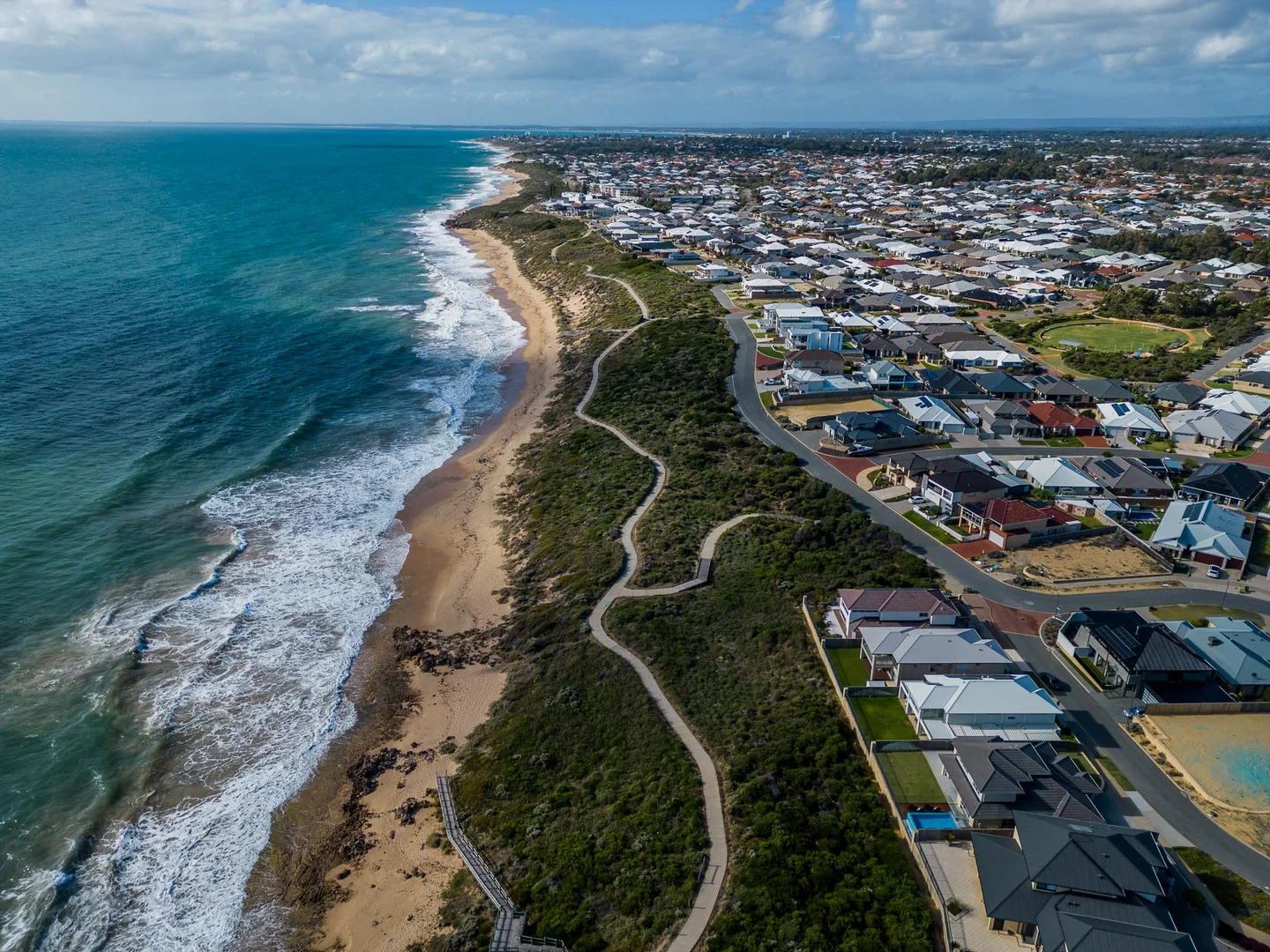 Additional image 4 of 8 Serrata Way, Halls Head WA 6210