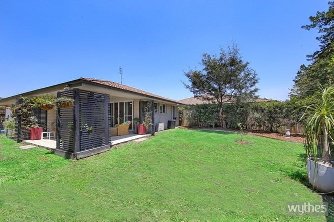 Picture of 2/7 Burrell Avenue, EUMUNDI QLD 4562