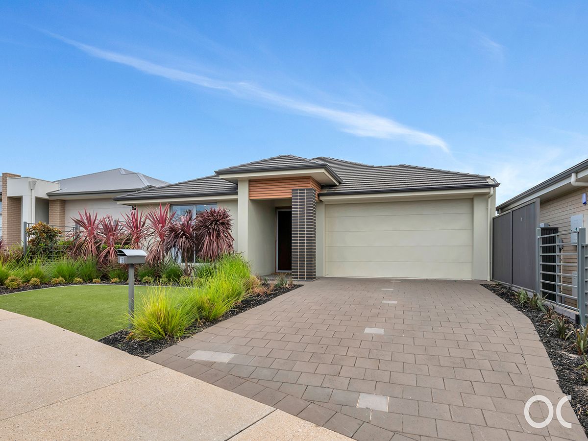 4 bedrooms House in 18 Seaside Boulevard MOANA SA, 5169