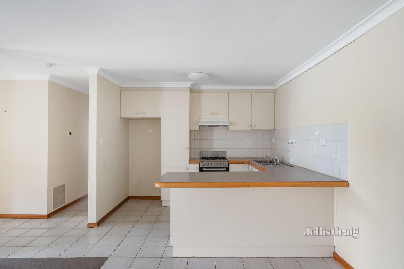 1/8 Stewart Road, Oakleigh East VIC 3166, Image 1