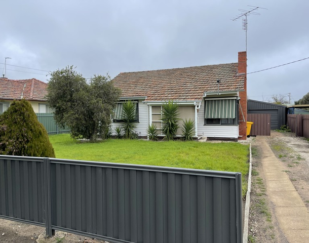 88 Jamouneau Street, Warracknabeal VIC 3393