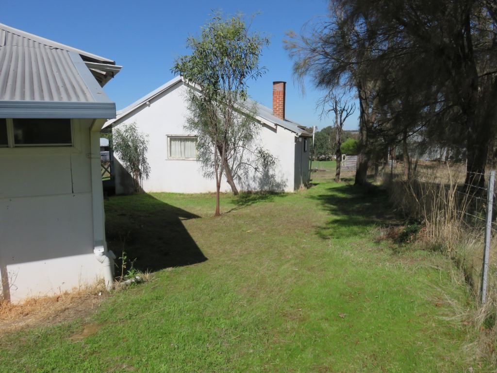 18 Forsythe Road, Kojonup WA 6395, Image 1