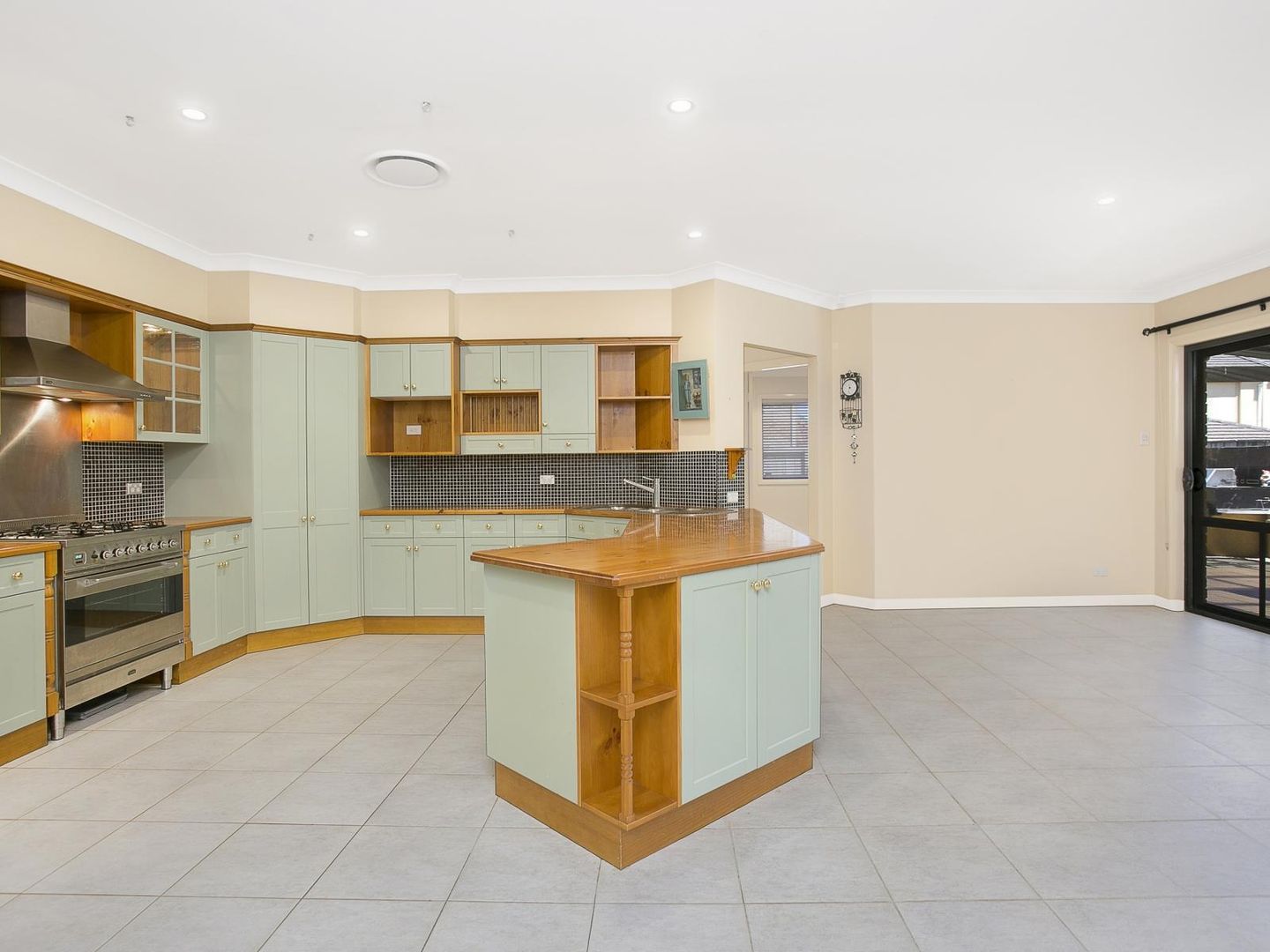 4 Northumberland Court, Castle Hill NSW 2154, Image 1