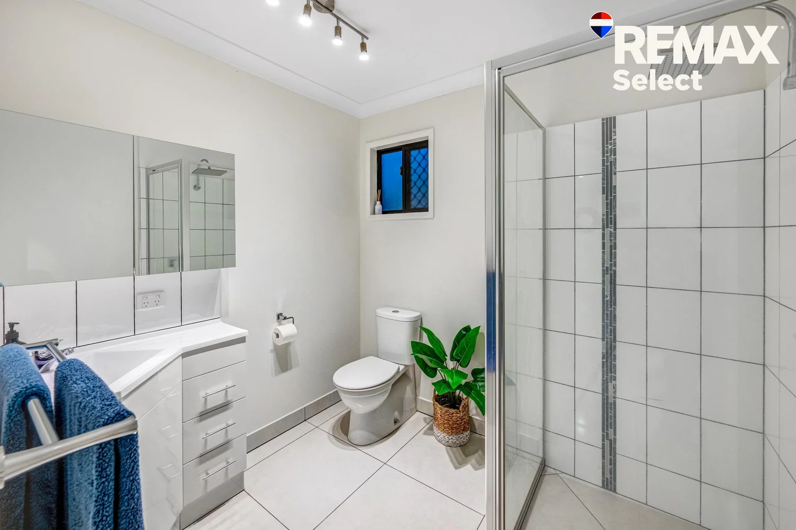 Additional image 30 of 46 Douglas Crescent, Rural View QLD 4740