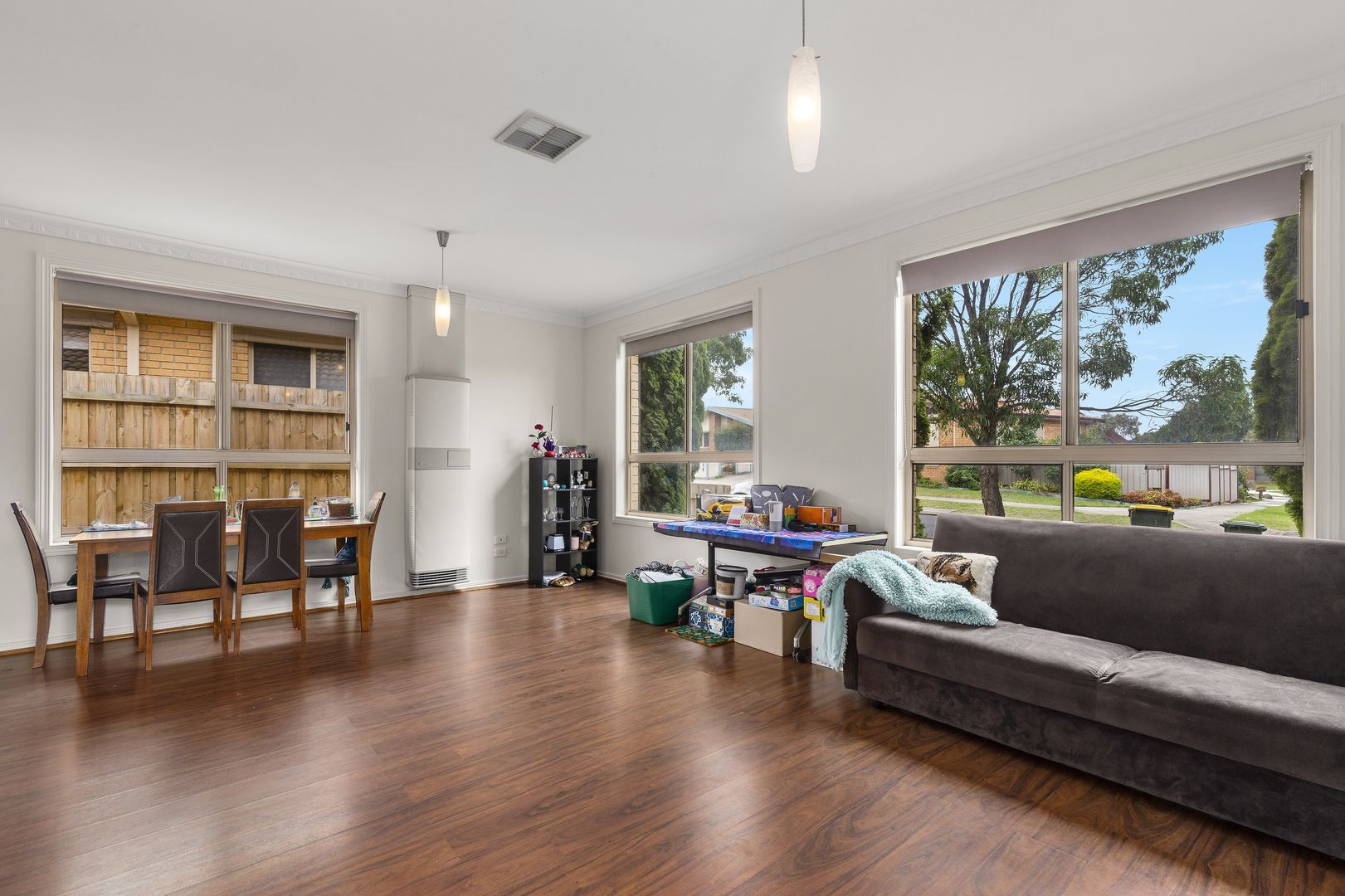 2a Pickworth Drive, Mill Park VIC 3082, Image 2