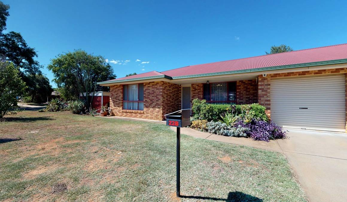 Picture of 22B Springfield Way, DUBBO NSW 2830