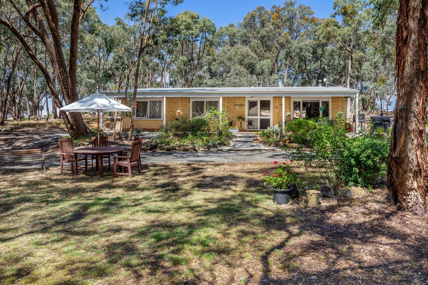 2 Williams Drive, Taradale VIC 3447, Image 1