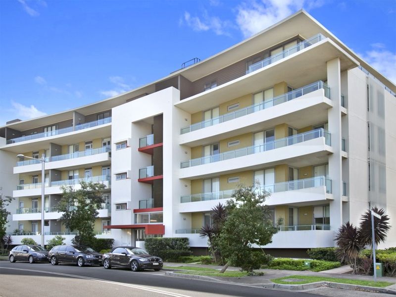 2 bedrooms Apartment / Unit / Flat in 302/2-8 Jenner Street LITTLE BAY NSW, 2036