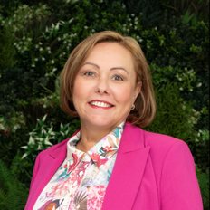 Tina Carroll, Sales representative