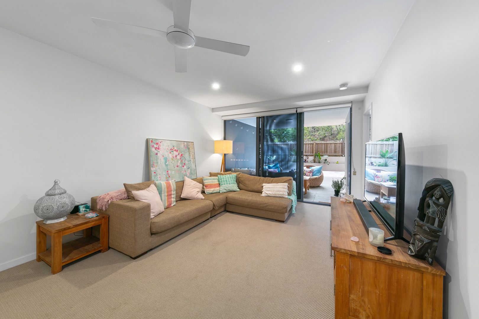 2111/35 Burdett Street, Albion QLD 4010, Image 2