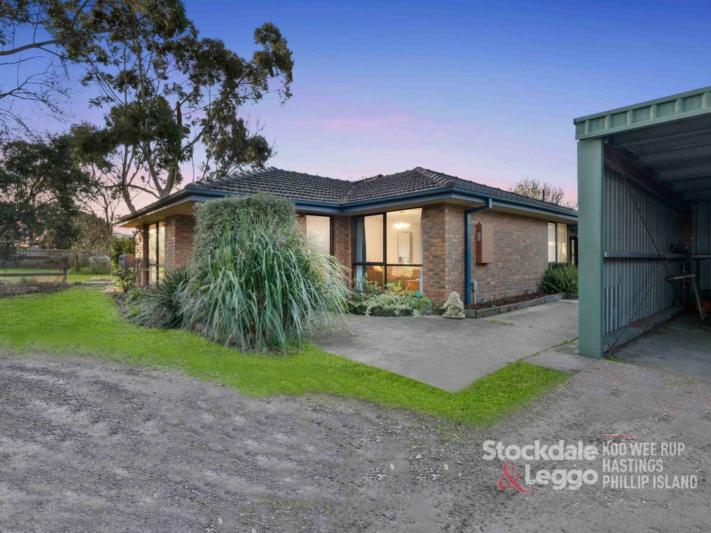 5 bedrooms House in 2475 South Gippsland Highway TOORADIN VIC, 3980