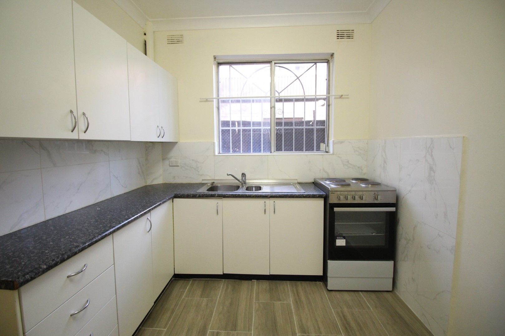 2 bedrooms Apartment / Unit / Flat in 1/17 Cowper St PARRAMATTA NSW, 2150