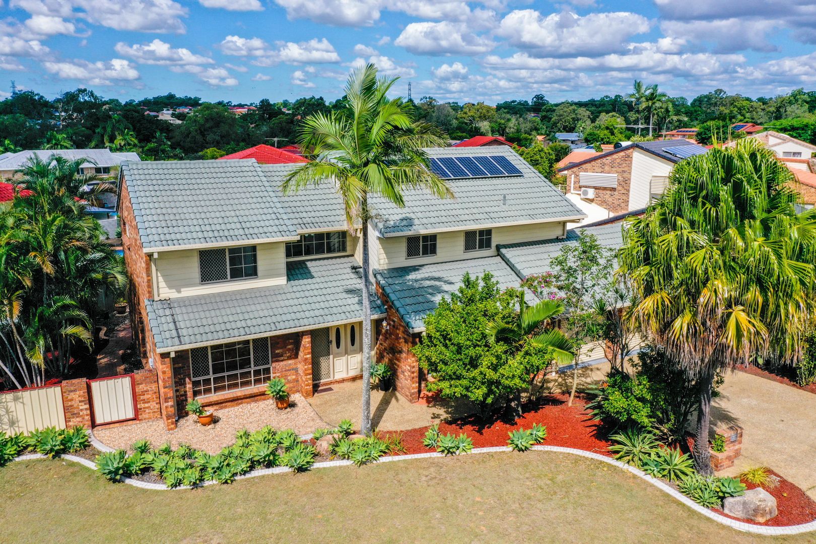 23 Alphitonia Crescent, Sunnybank Hills QLD 4109, Image 2