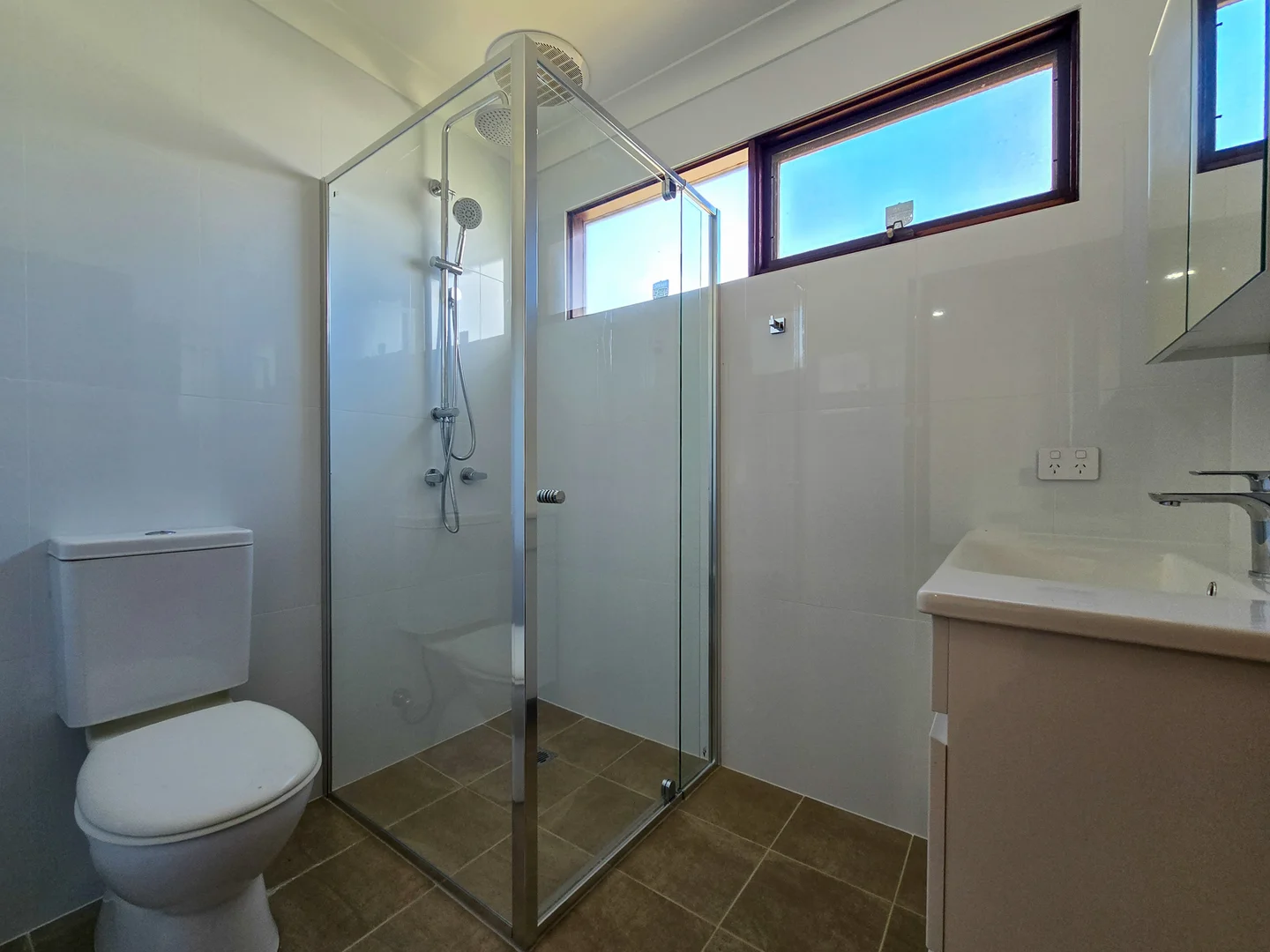 Additional image 10 of 77 Greenoaks Avenue, Bradbury NSW 2560