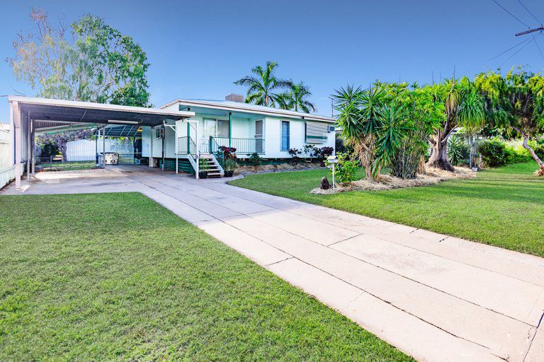 11 Hamilton Street, Moura QLD 4718