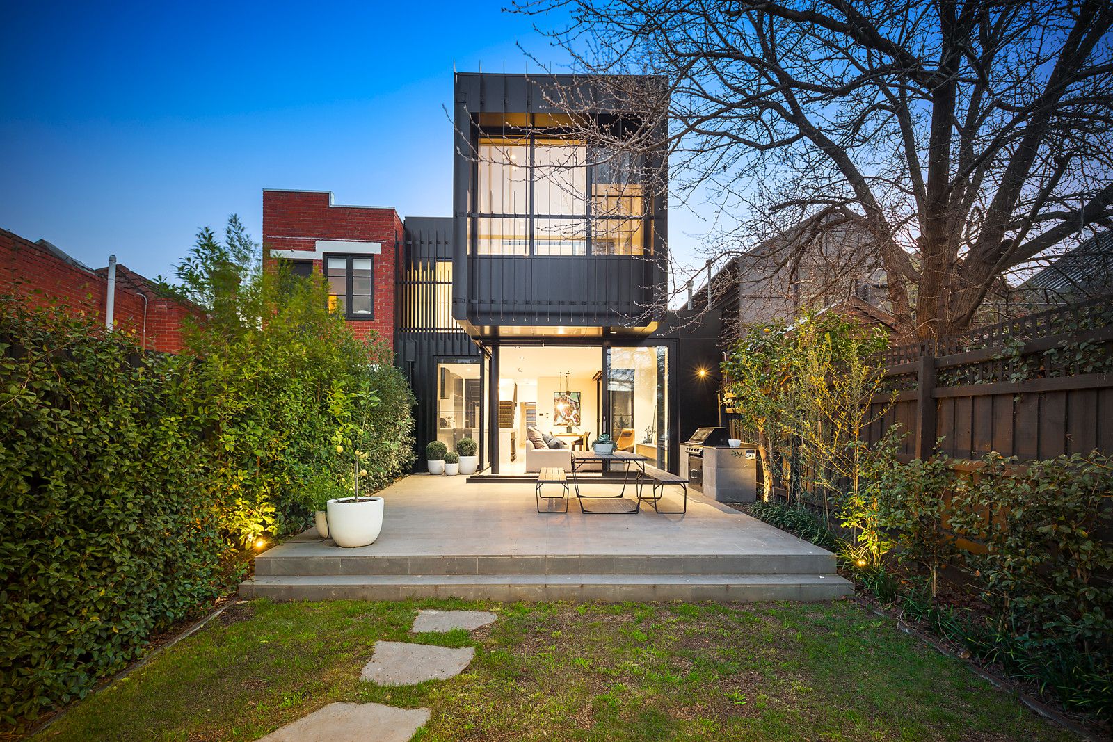 20 Bowen Crescent, Princes Hill Property History & Address Research