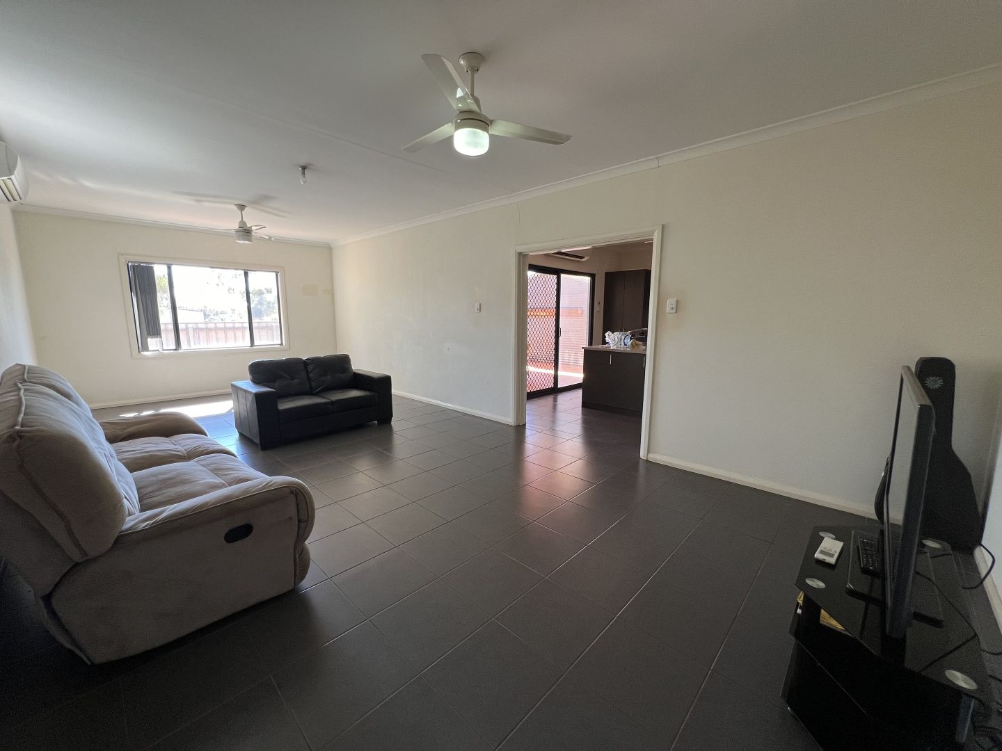 98 Daniels Drive, Newman WA 6753, Image 2