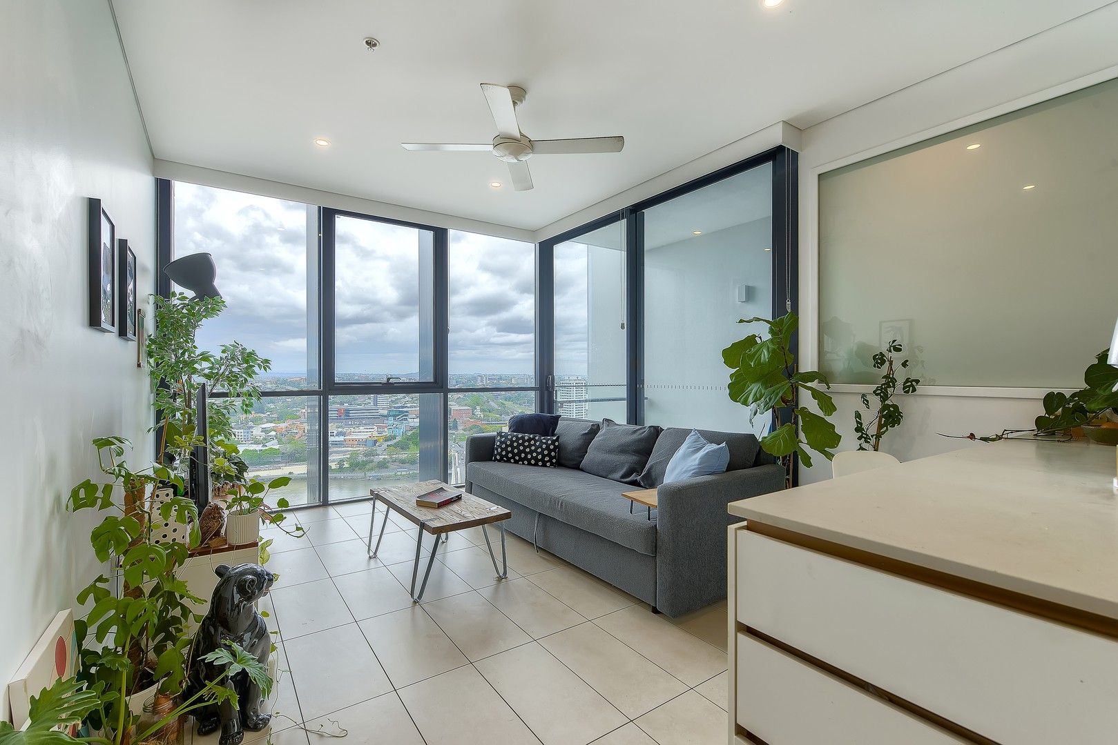 1 bedrooms Apartment / Unit / Flat in 2813/19 Hope Street SOUTH BRISBANE QLD, 4101